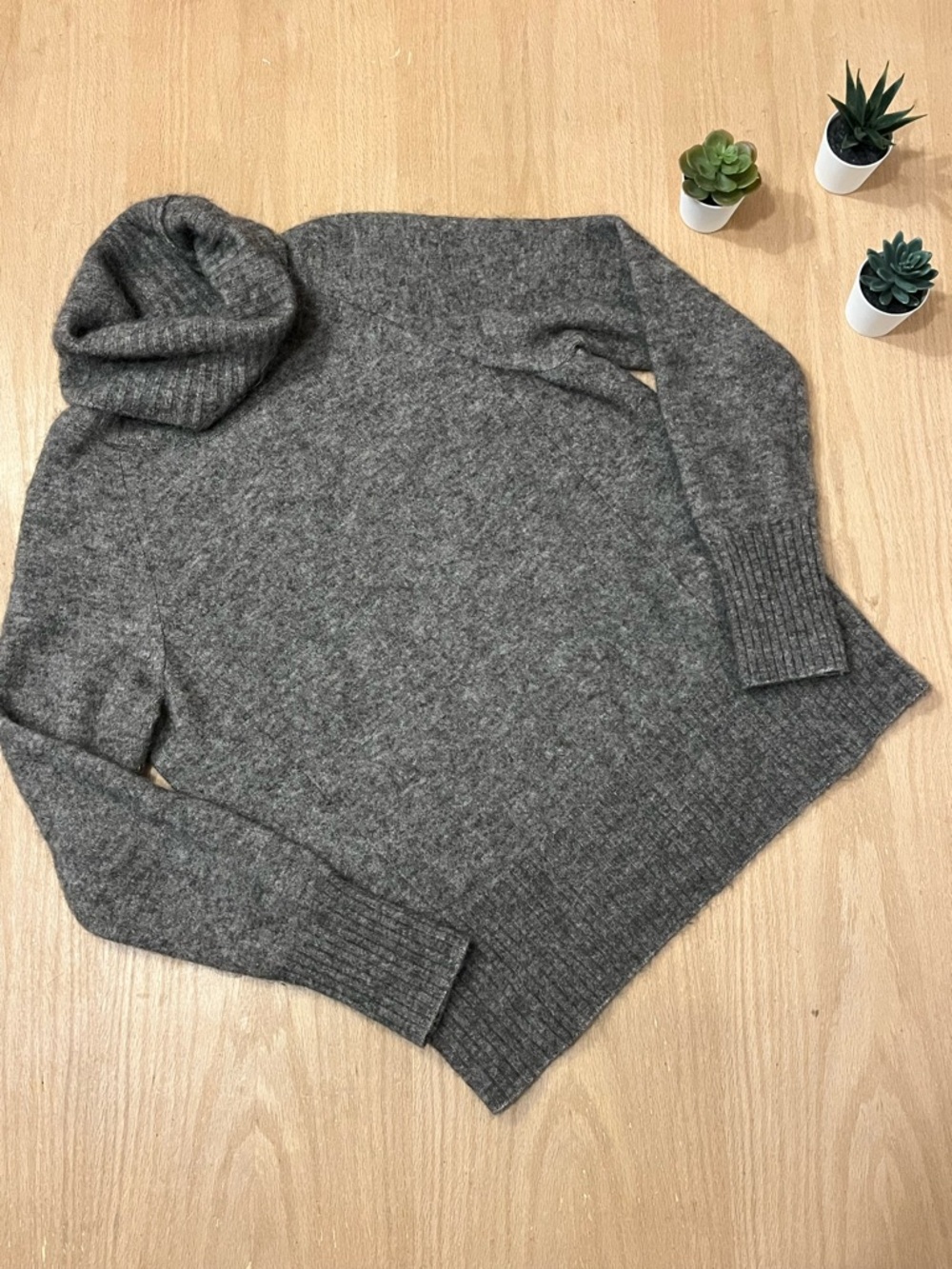 Aritzia The Group Babaton Plutarch Turtleneck Sweater Alpaca Wool Blend Sz Med